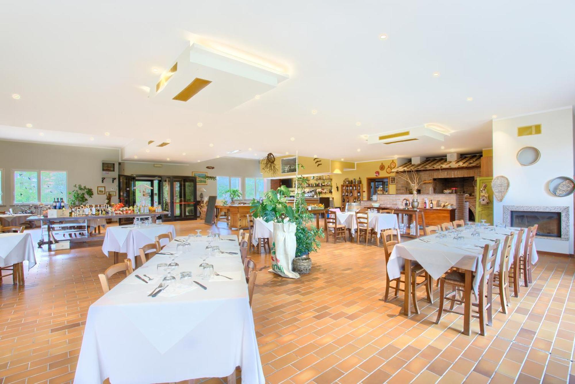 Borgo San Pecoraio Resort Riparbella Bagian luar foto
